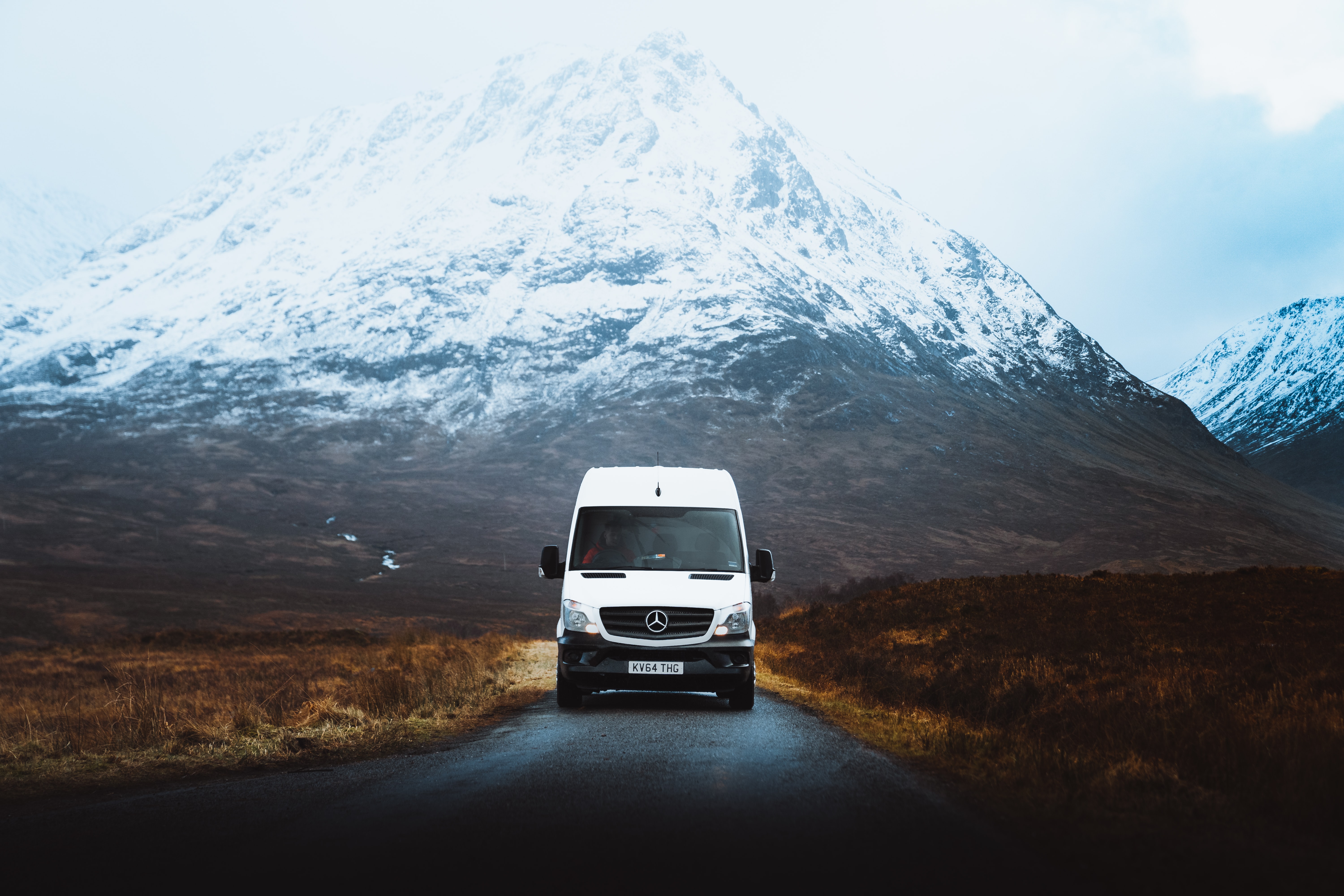Rent a bus or coach with Alsa.